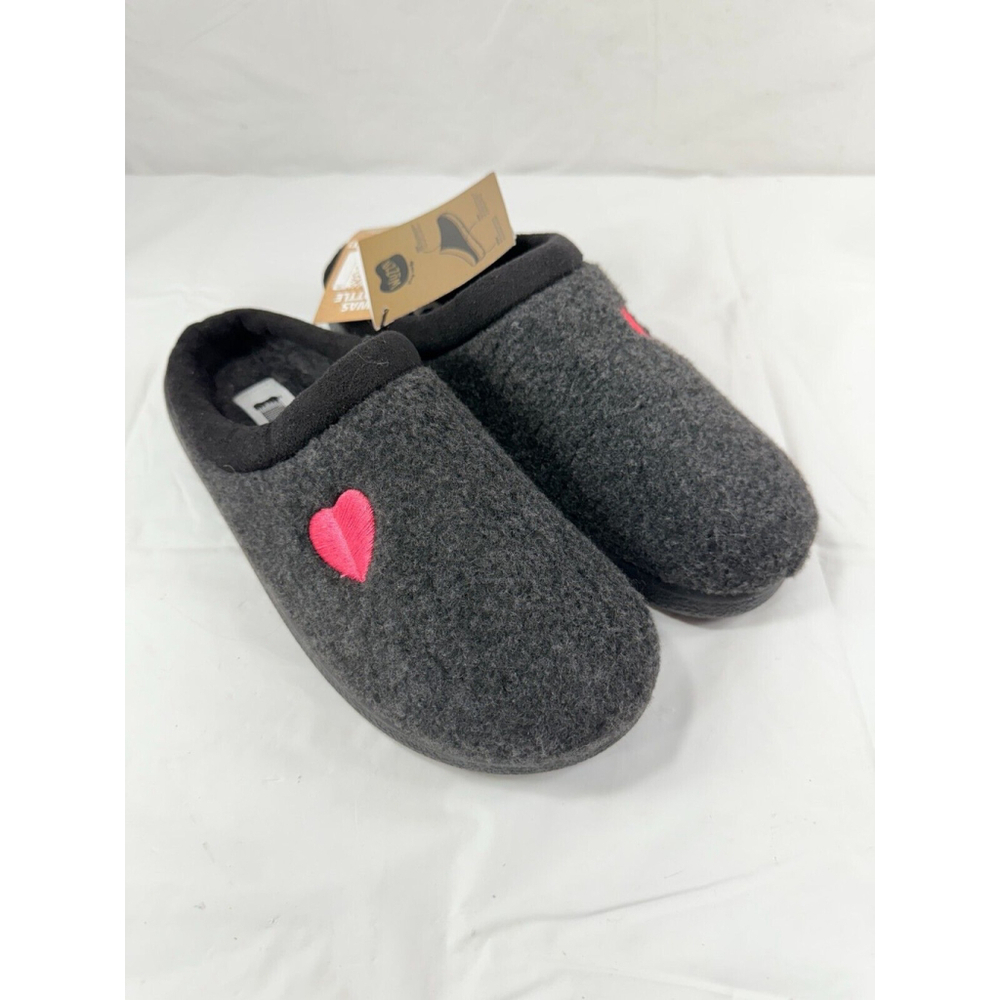 wuzza shoes slippers size small size 6 new